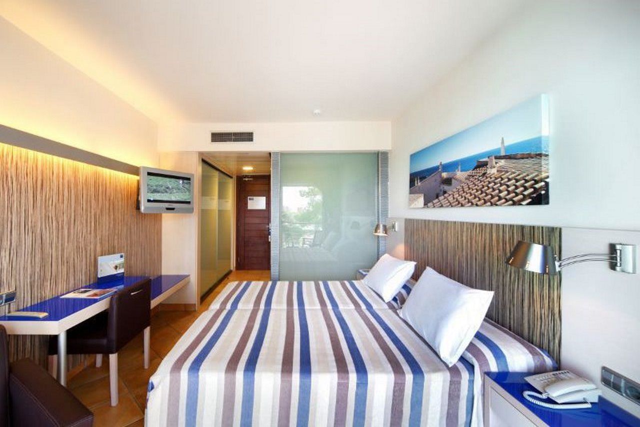Hotel Occidental Menorca Punta Prima (Menorca)