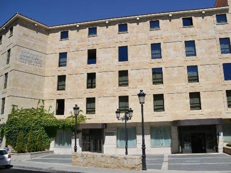 Eurostars Claras Hotel 4*