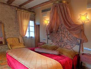 Hotel Boutique Bodegas De Arnes - Adults Only Graus
