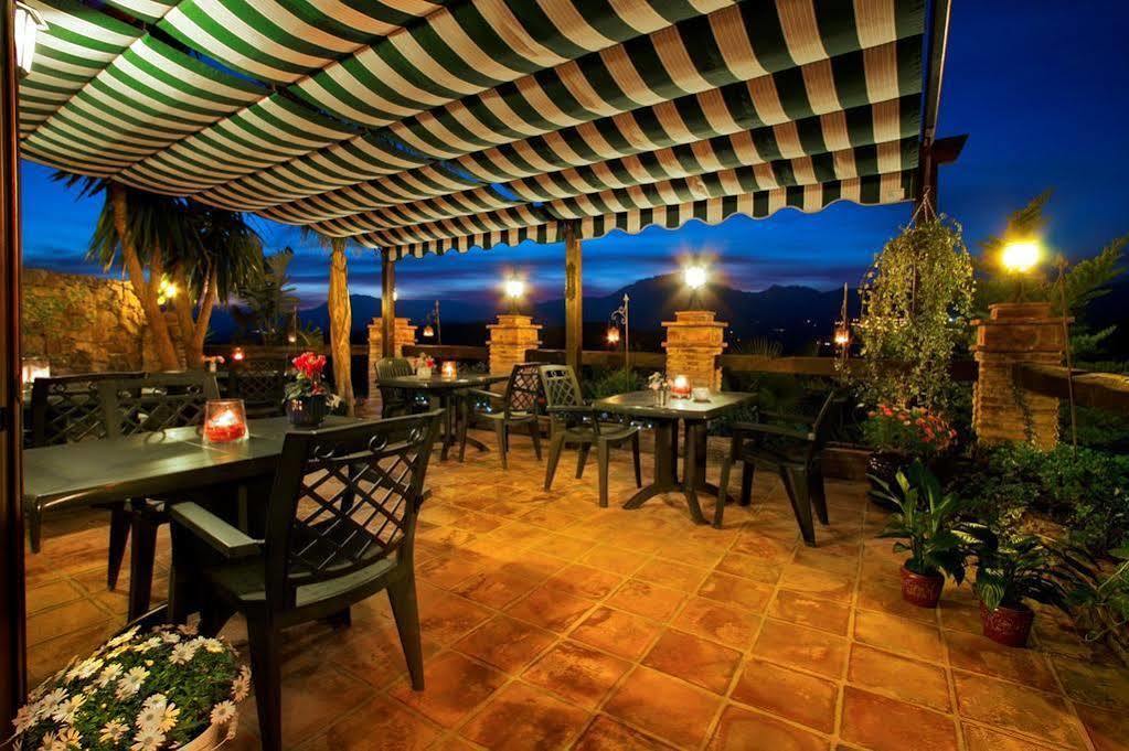 Cantaros Country house Pizarra