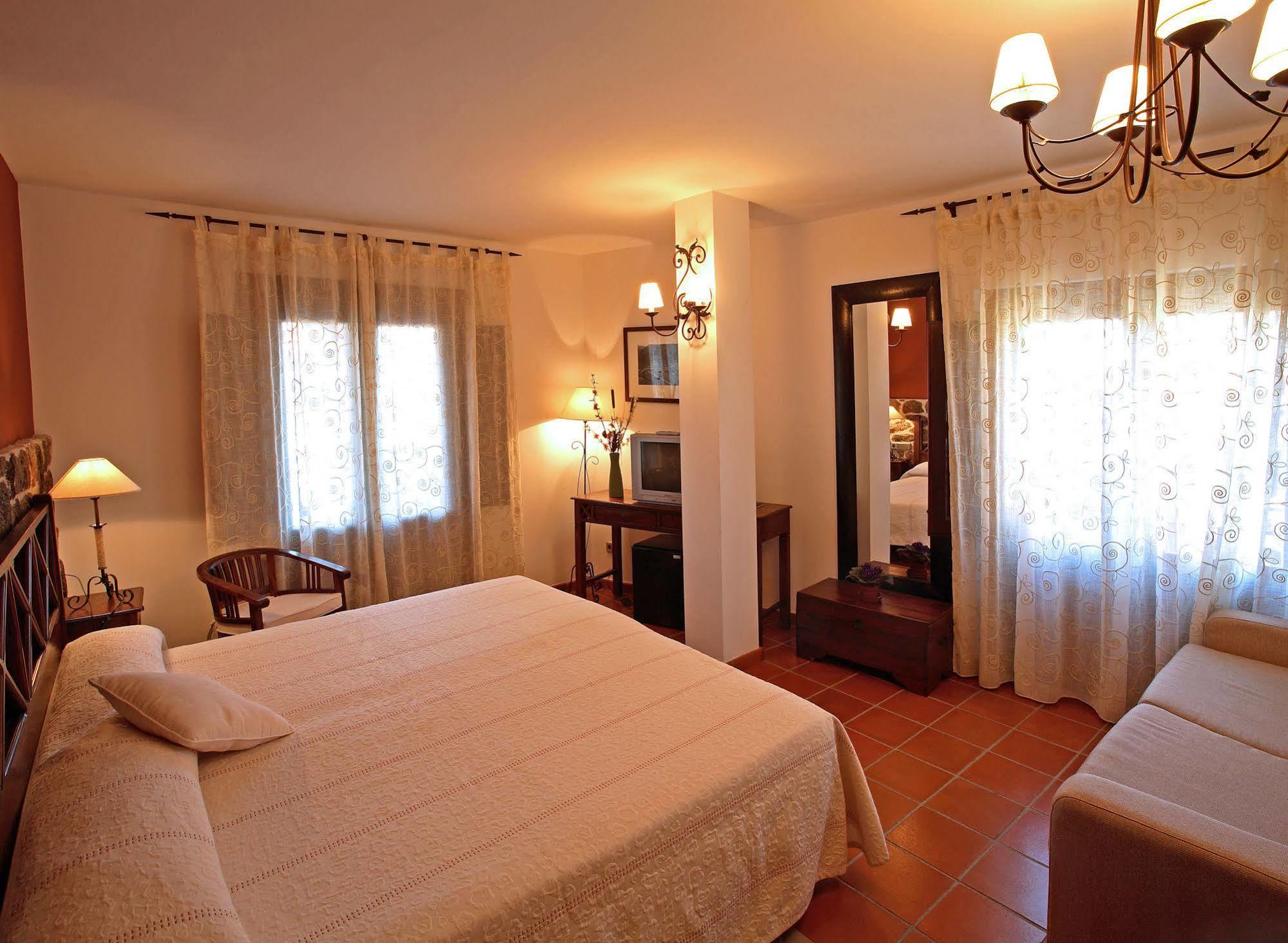 De 4* Mogarraz