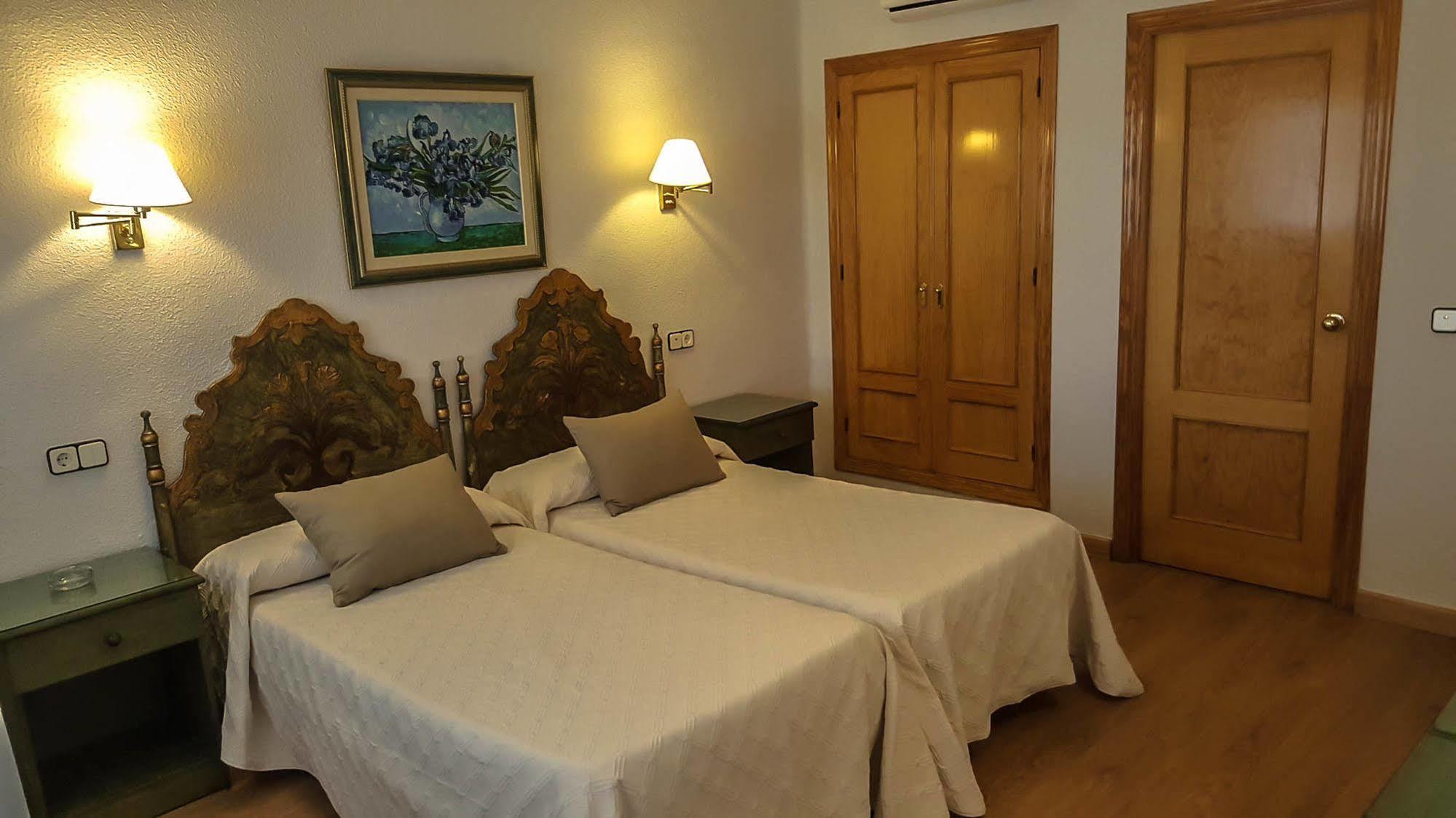 Hotel Salvador 3*