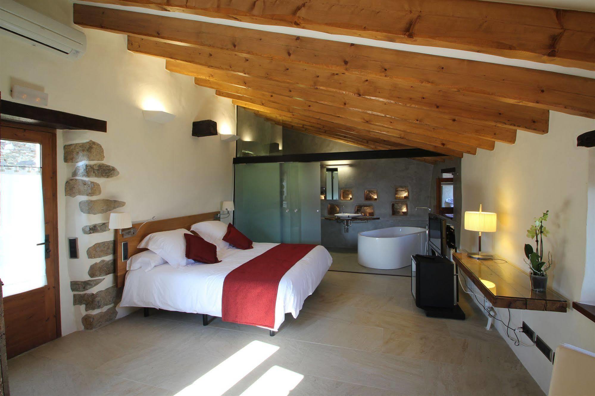 Cuch Hotel Canoves