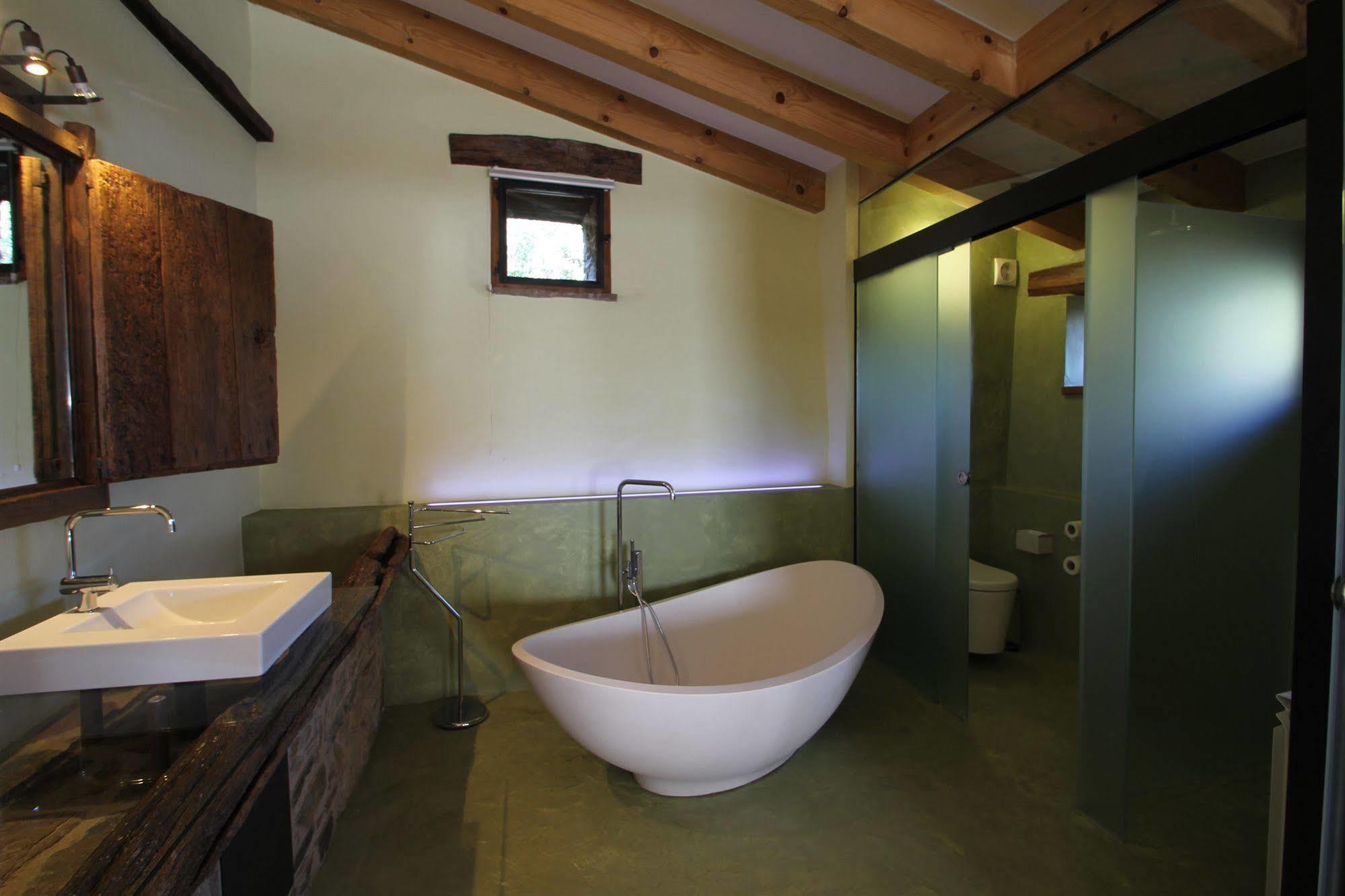 Cuch Hotel