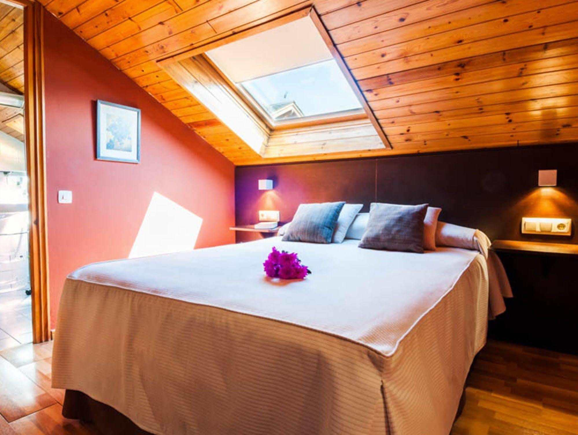 Esquirol (adults Only) Hotel