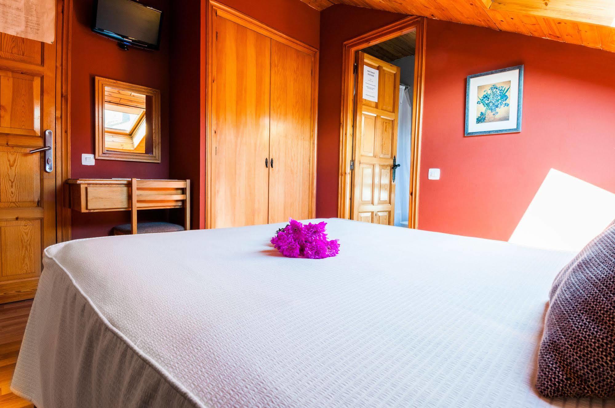 Hotel Esquirol (adults Only)