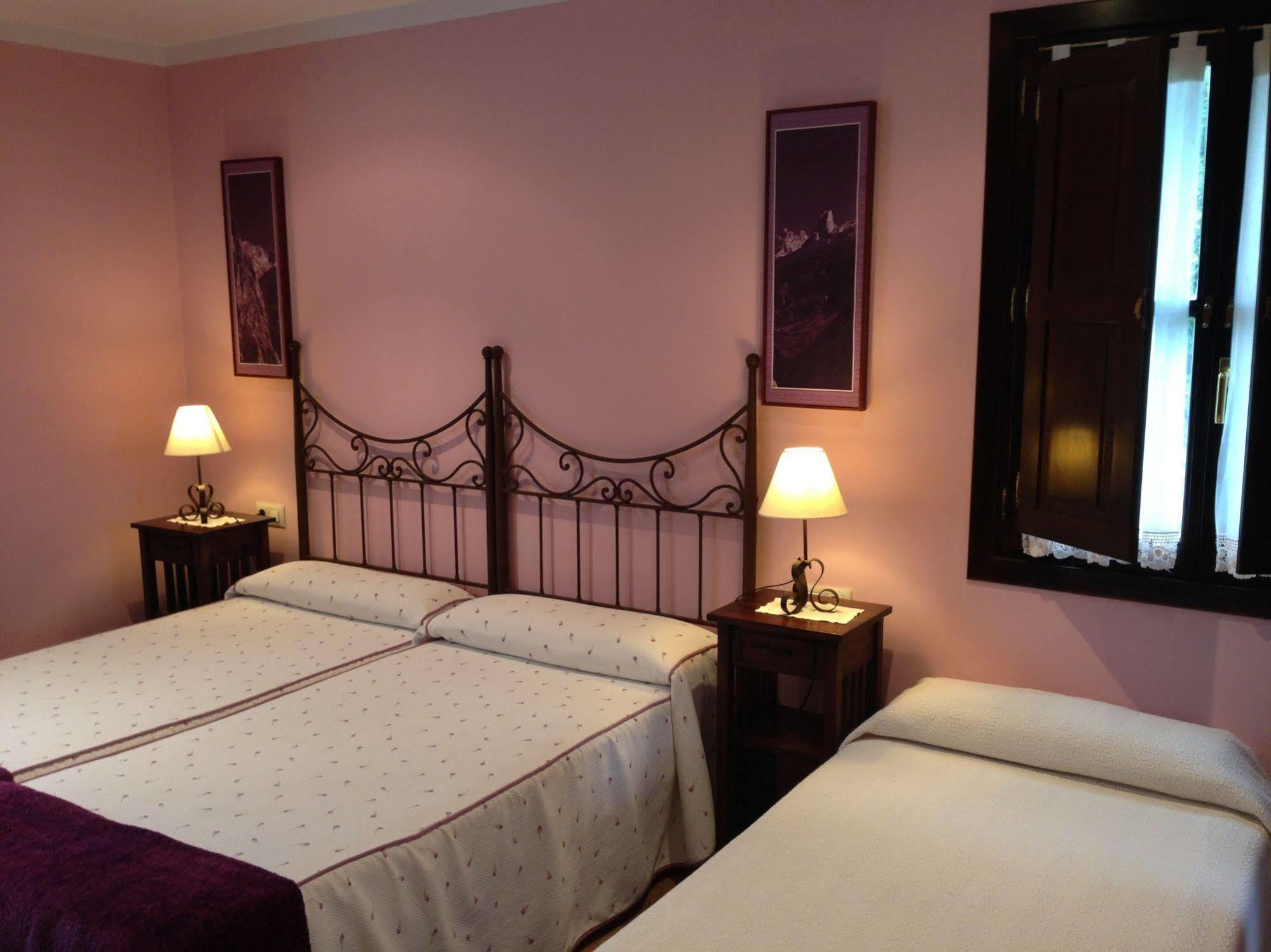 Rural El Texeu Hotel