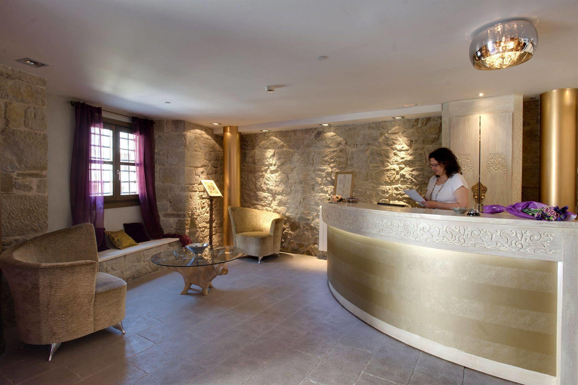 Palacio Del Obispo 3*