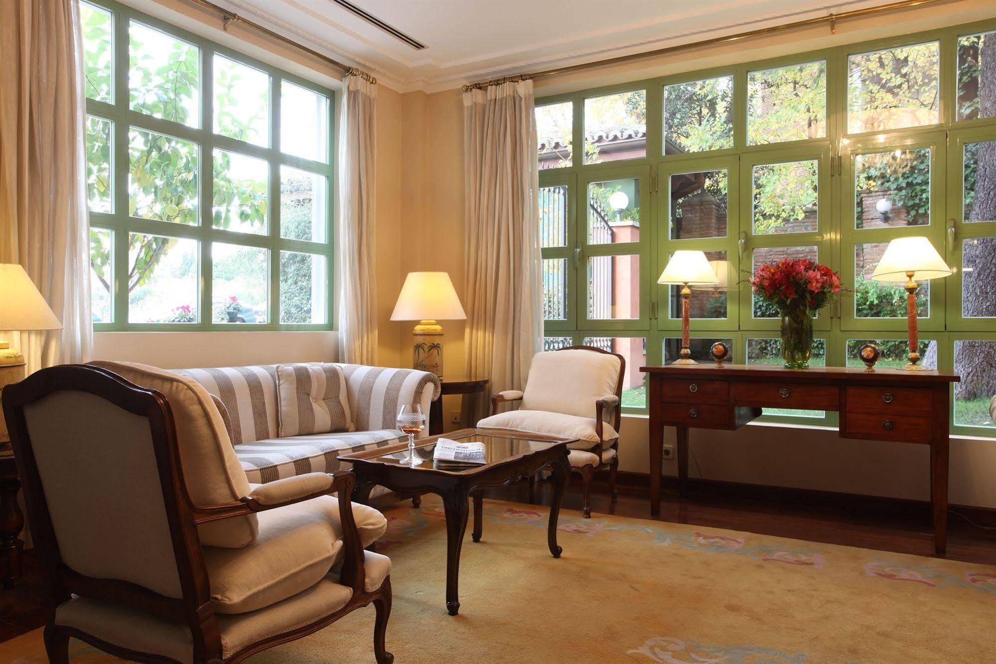 Hotel La Quinta De Cedros