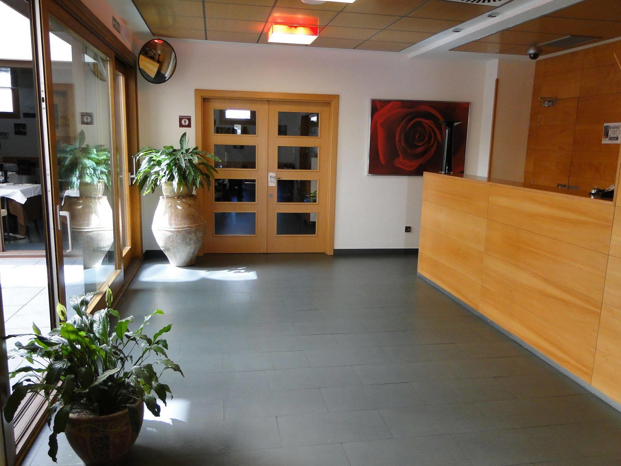 Casa Azcona 3*