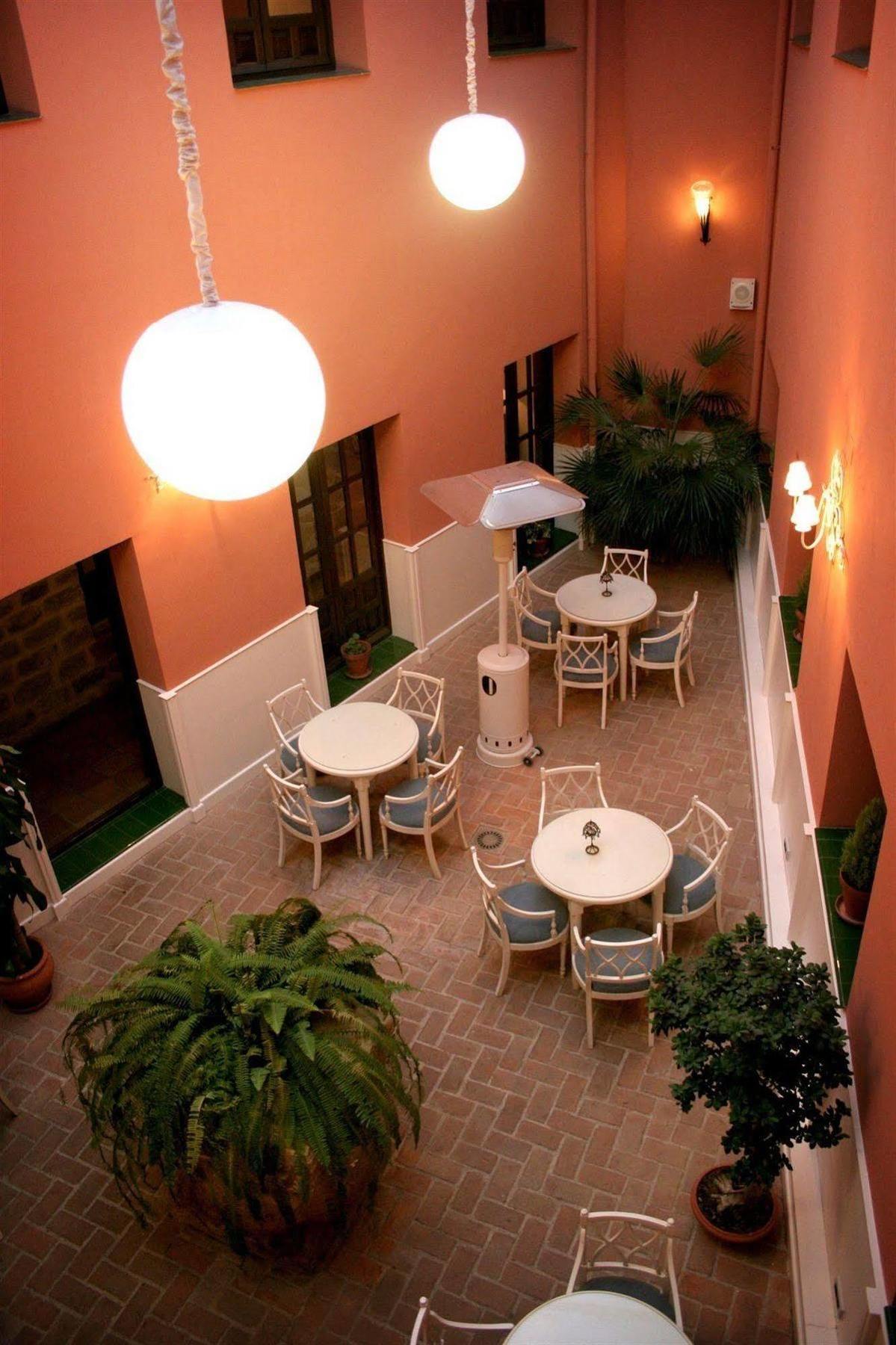 Palacio Manillas 3* Sabiote