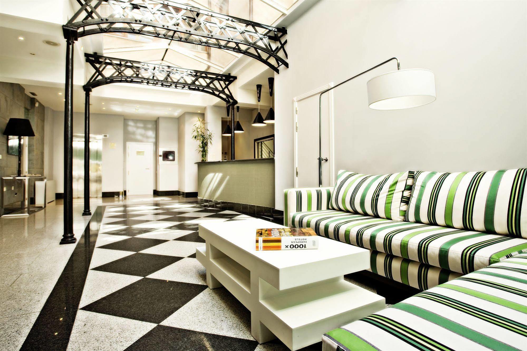 Ikonik Plaza Mercado Hotel 3*