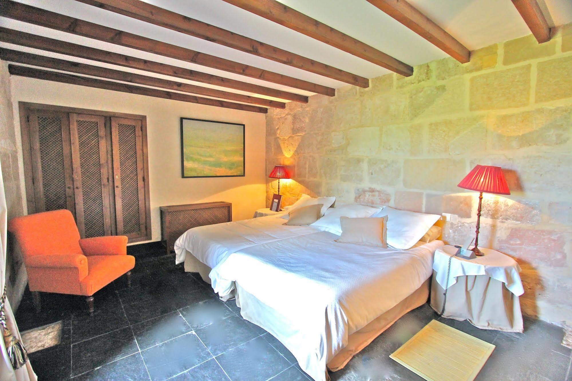 Hotel Real Castillo Del Buen 4*