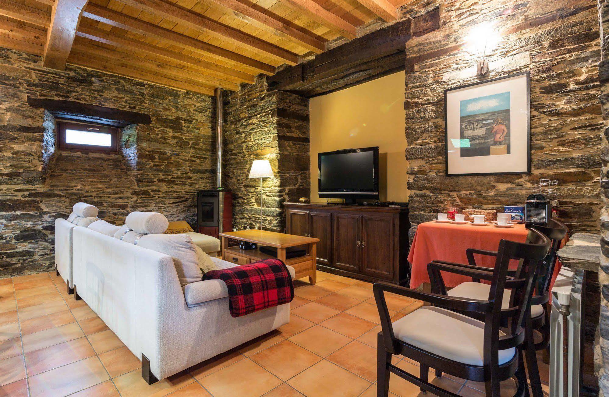 O Bizarro Casa rural Trabada