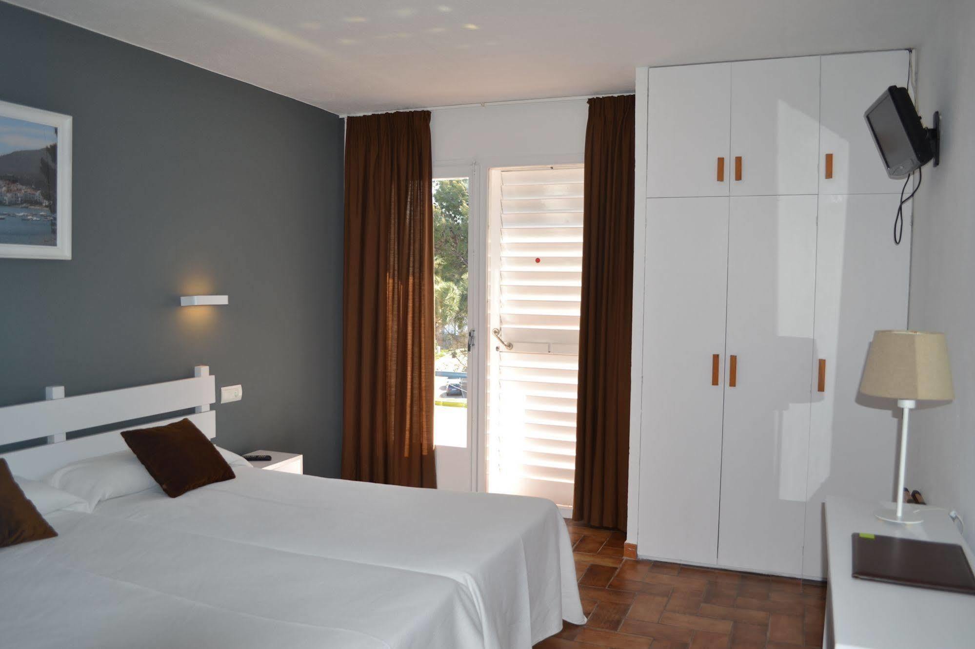 Hotel S'aguarda
