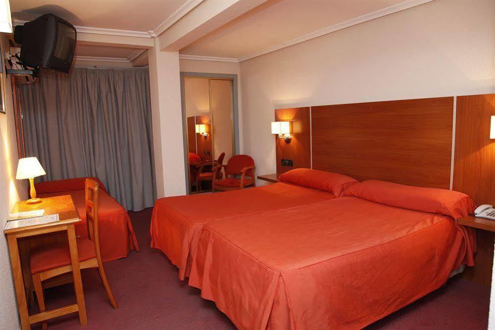 Mari Carmen Hotel 3*