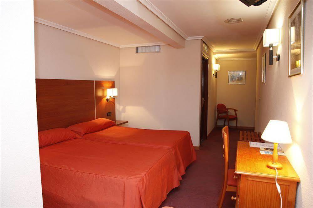 Mari Carmen Hotel 3*