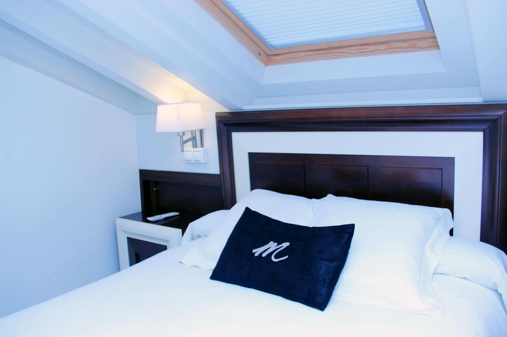 Montenegro Compostela Hotel