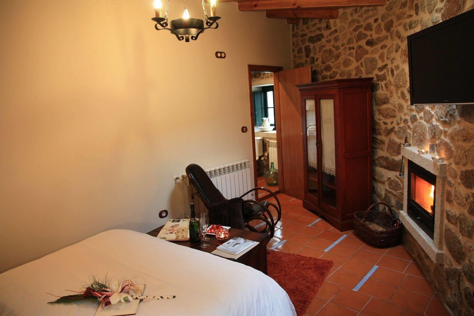 Casa De Lema Boutique *