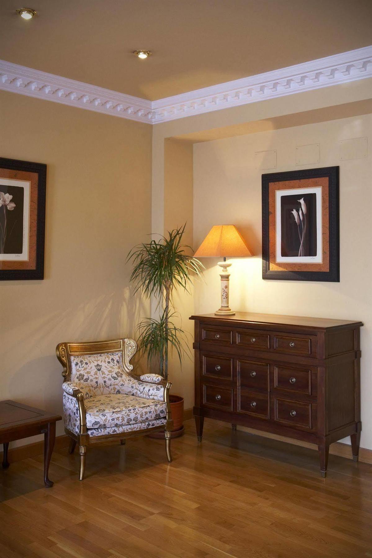 Hotel Juanito 3*