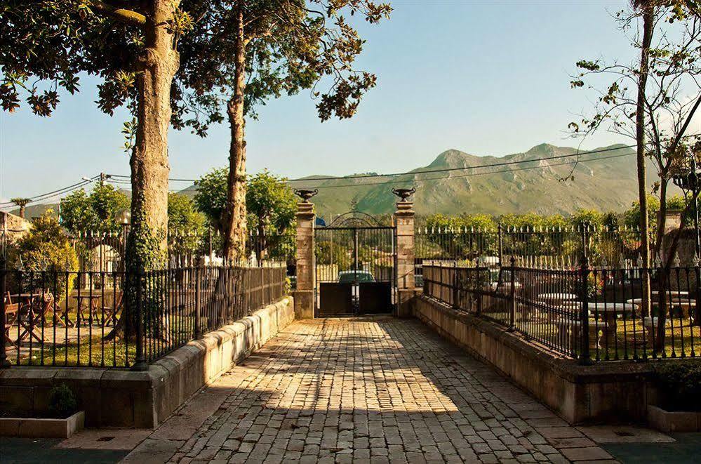 Palacio De Garaña