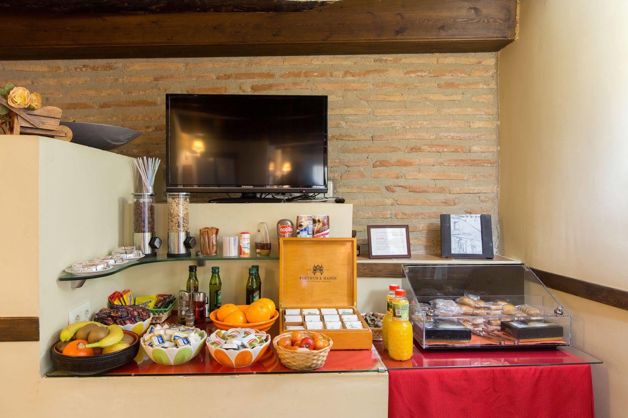 Hotel Rural El Pilaret 3*