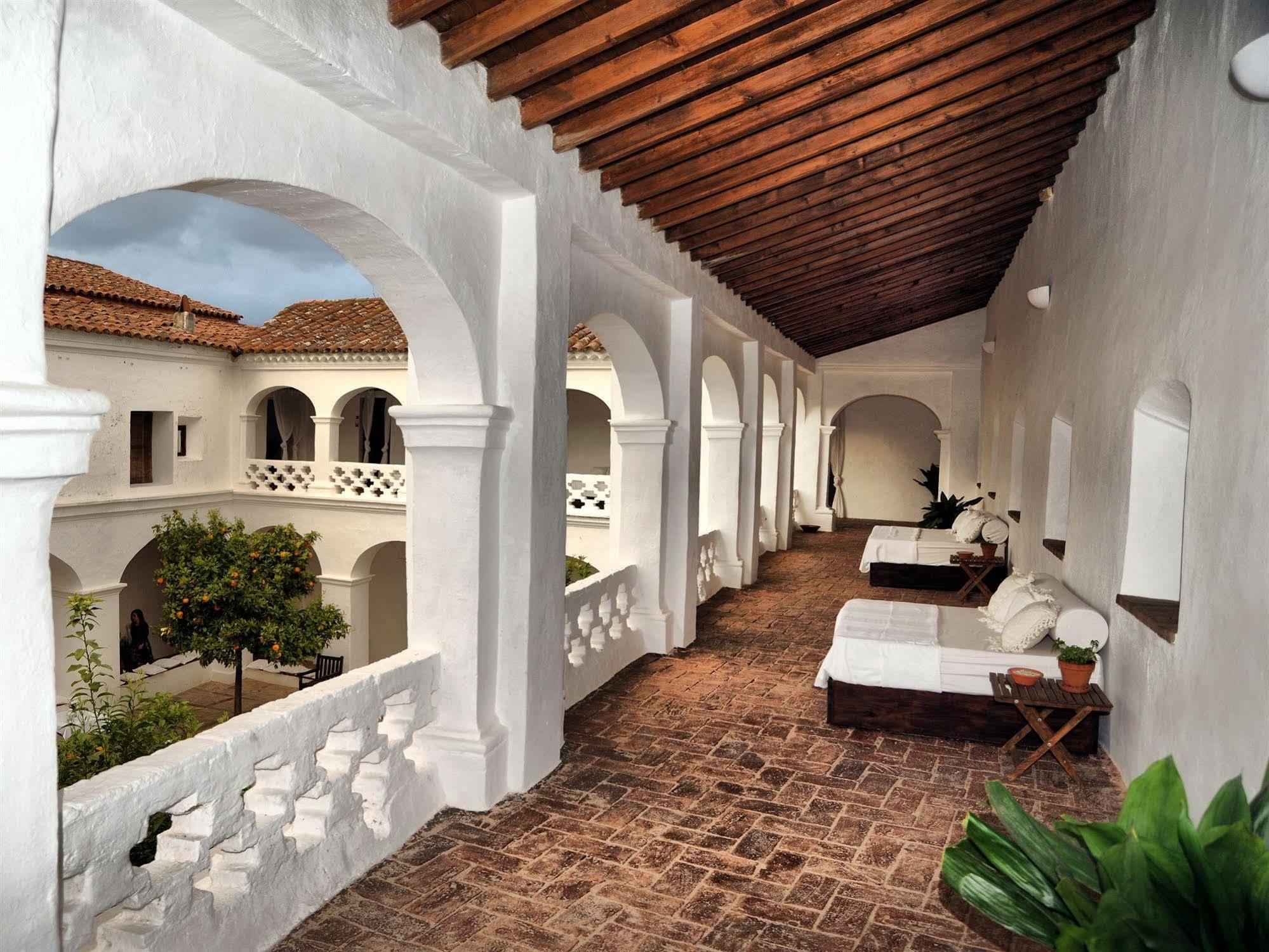 Hotel Hospederia Convento De La Parra, 06176 (adults Only) 4*