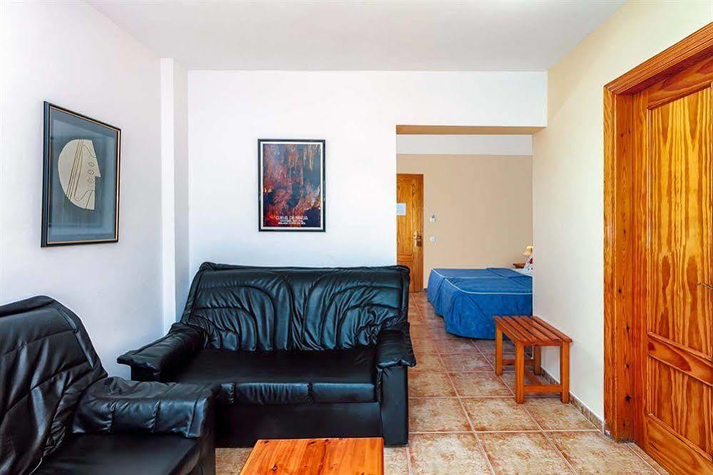 Hotel Al-andalus 3*