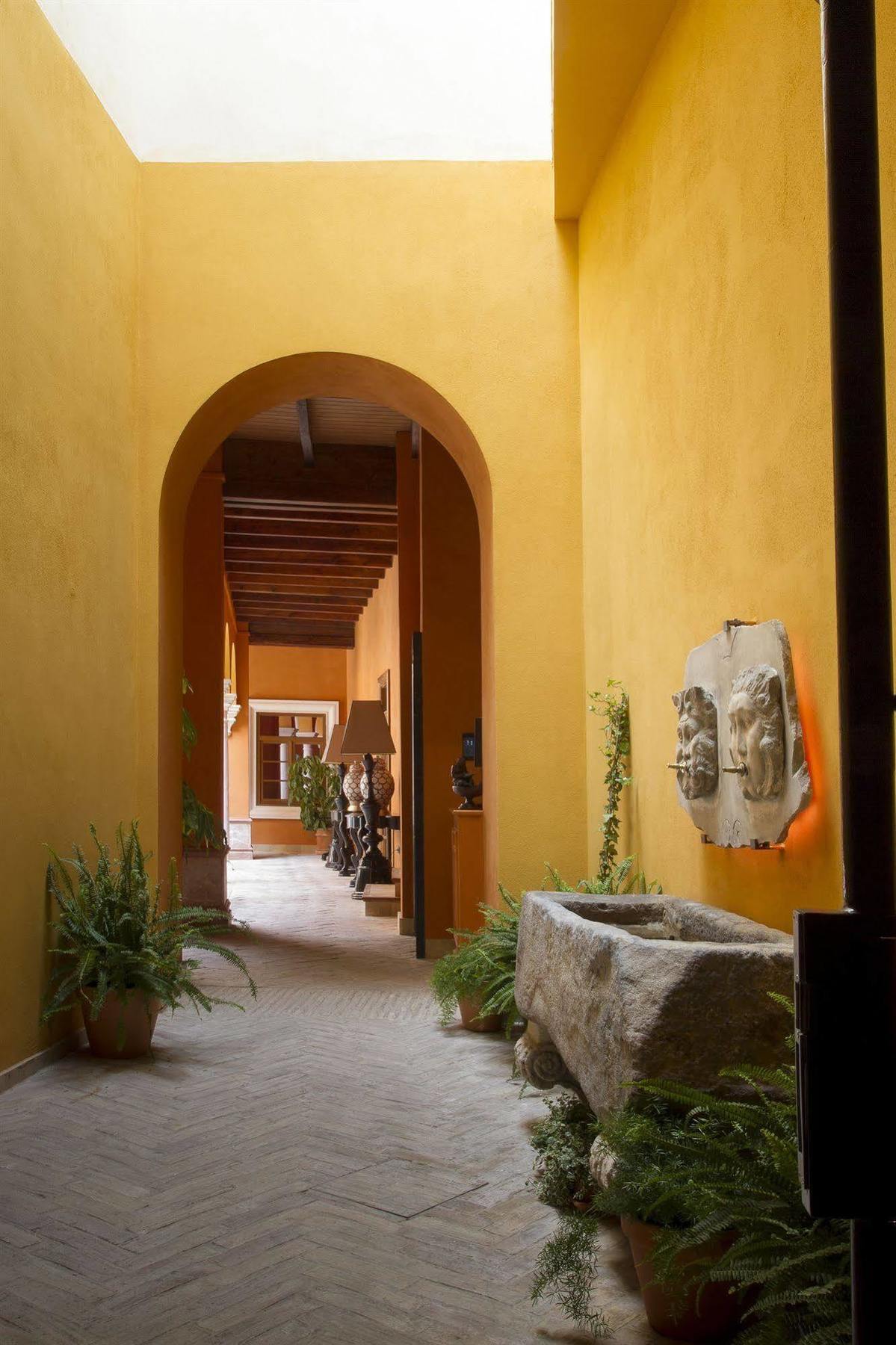 Casa Del Poeta Hotel 4*
