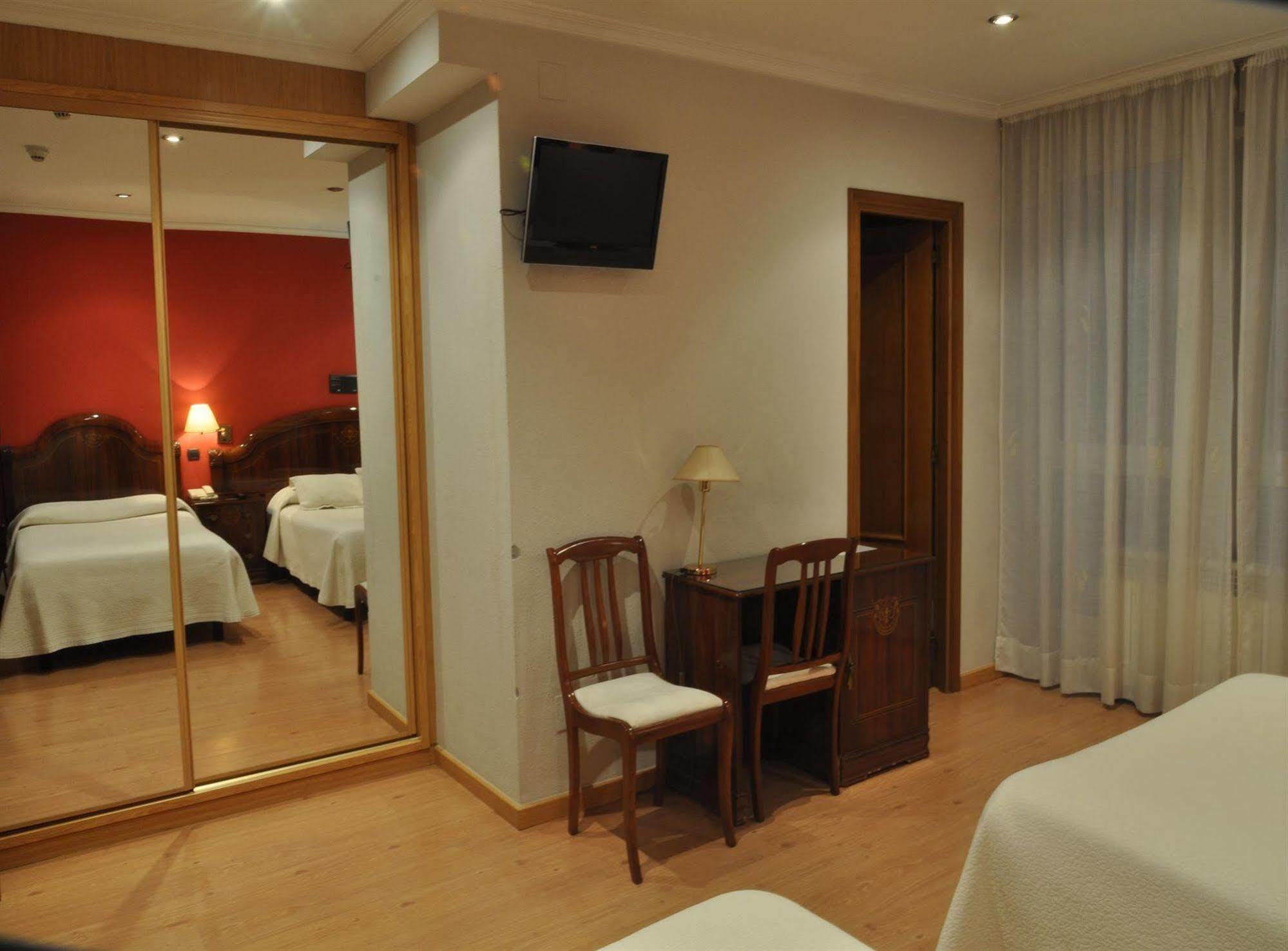 Hotel Alda Orzan A Coruna