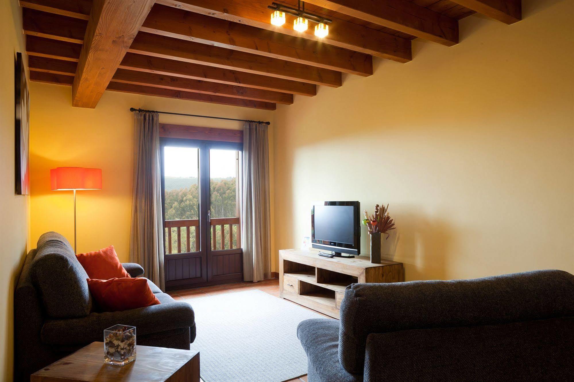 Rural Atxurra Aparthotel Bermeo