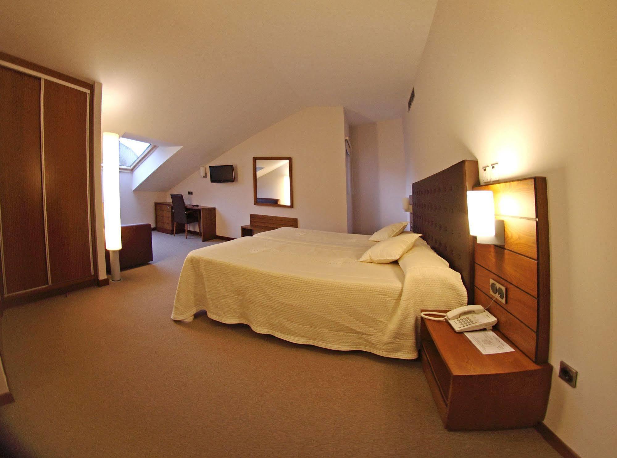 Hotel Anoeta 3*