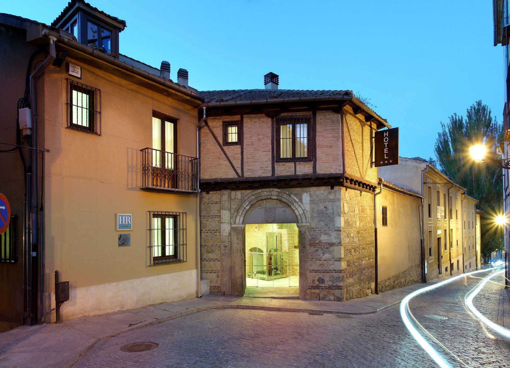 Hotel Exe Casa De Linajes Segovia