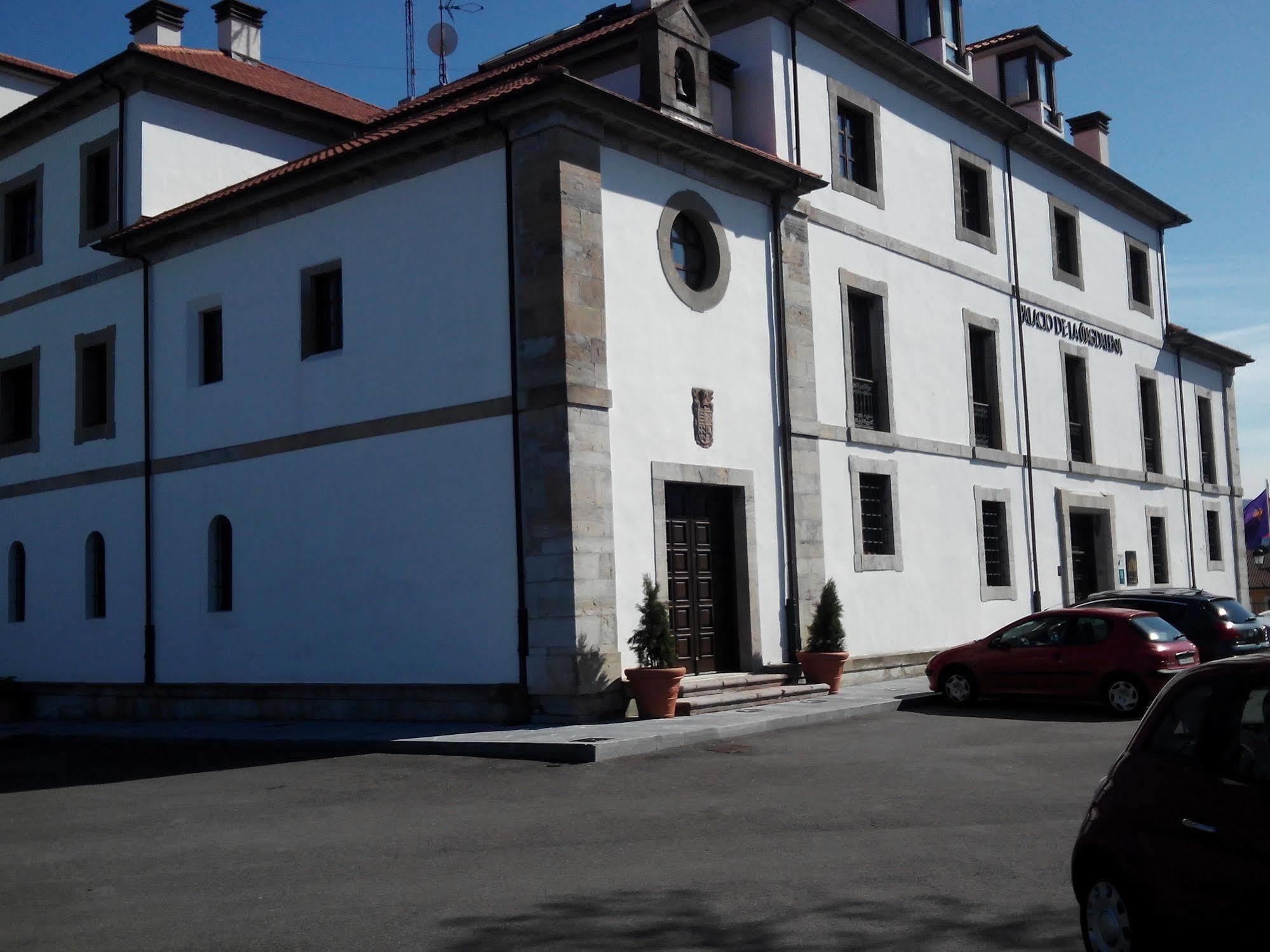 Palacio De La Magdalena