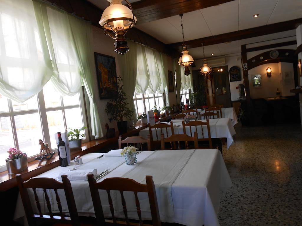 Marbella Pensión Rosas