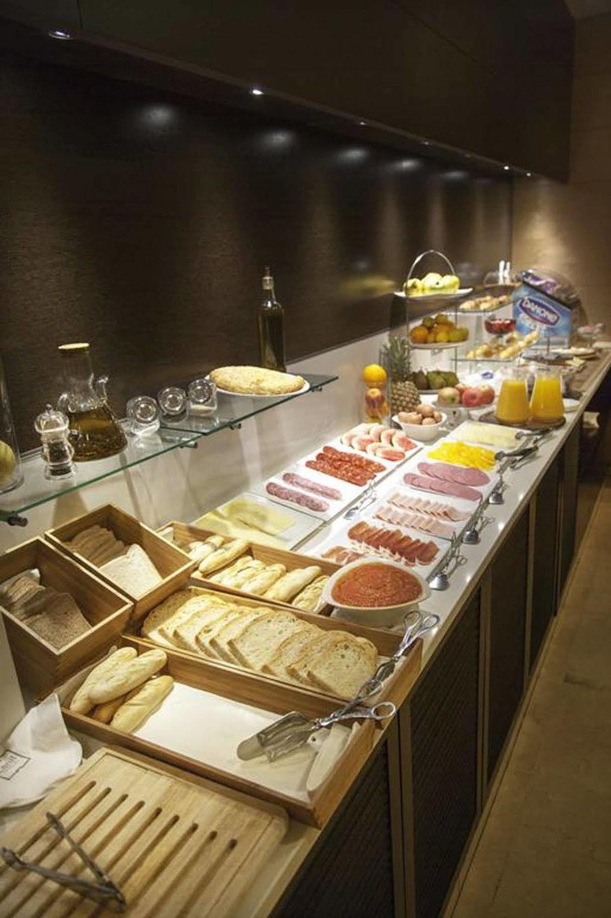 Hotel Zenit 4*