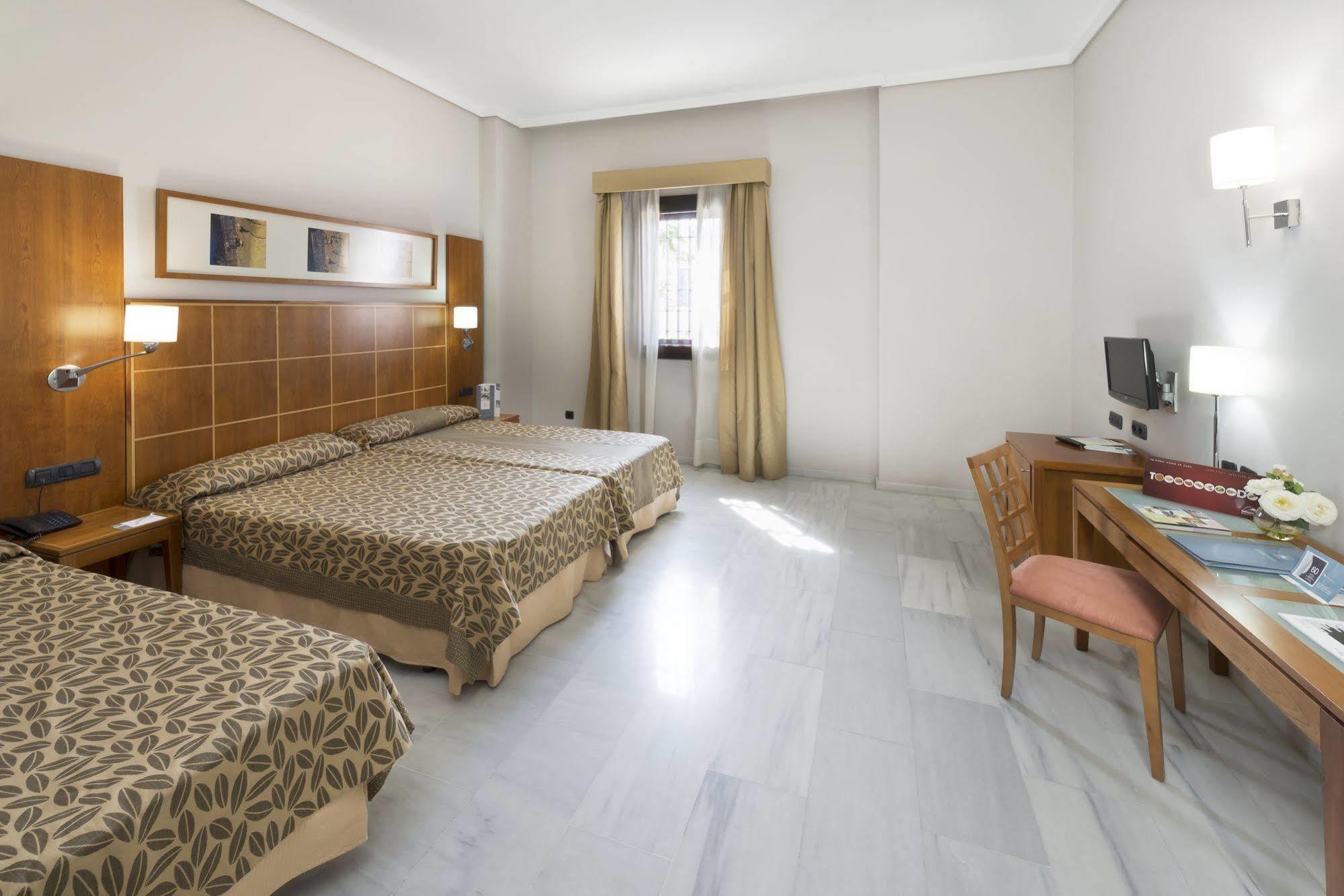 Hotel Exe Ciudad De Cordoba