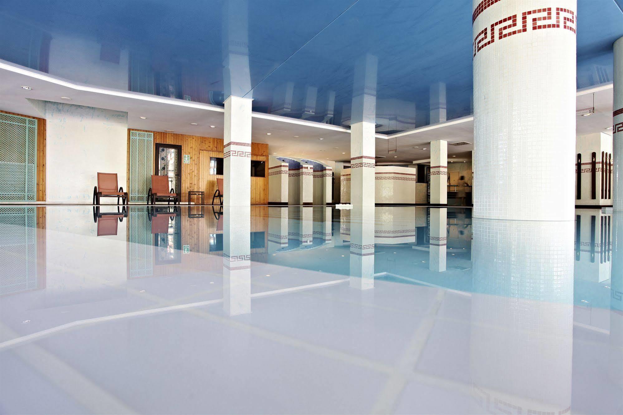 Serrano Palace Hotel 5*