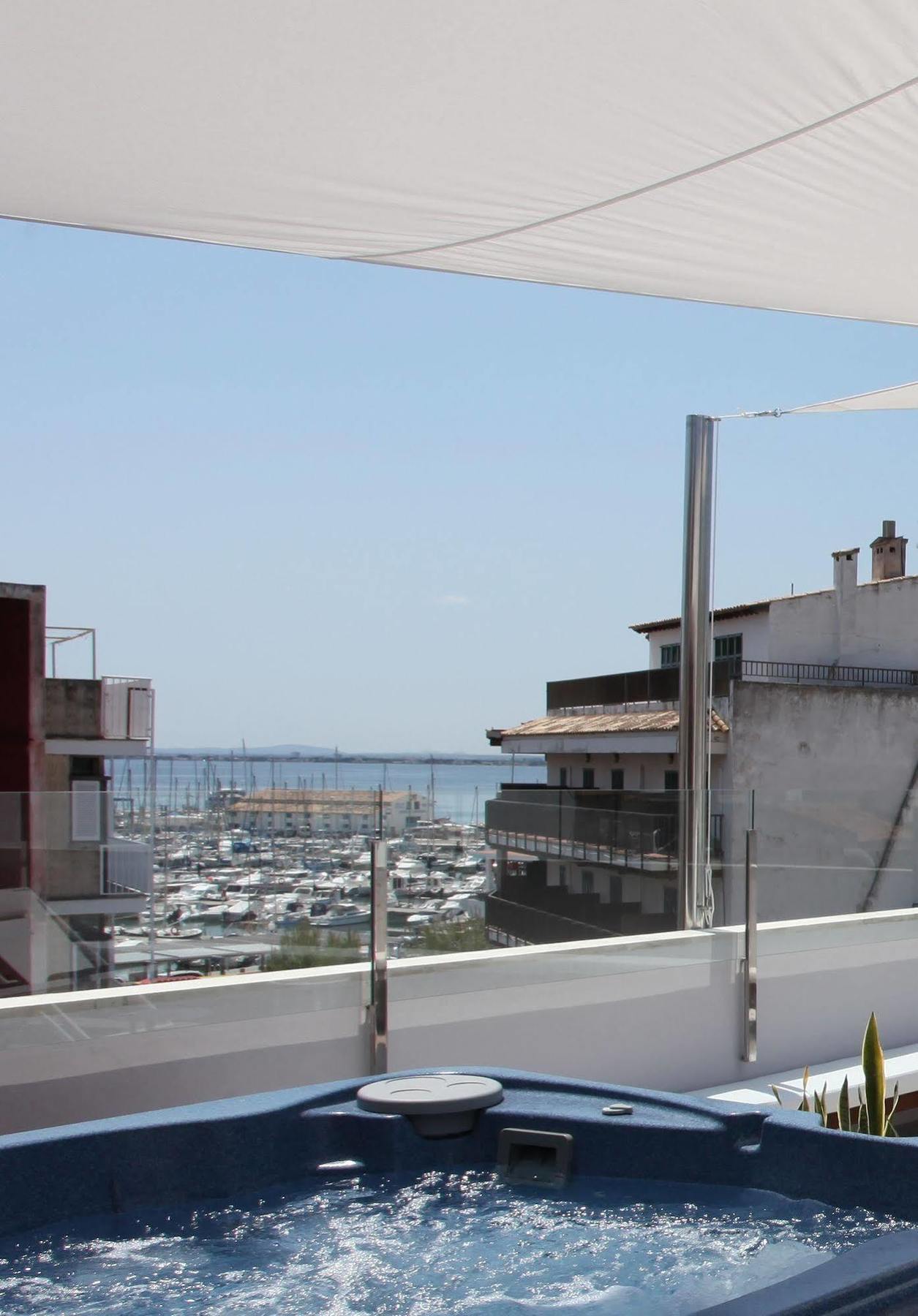 Mar Calma Hotel