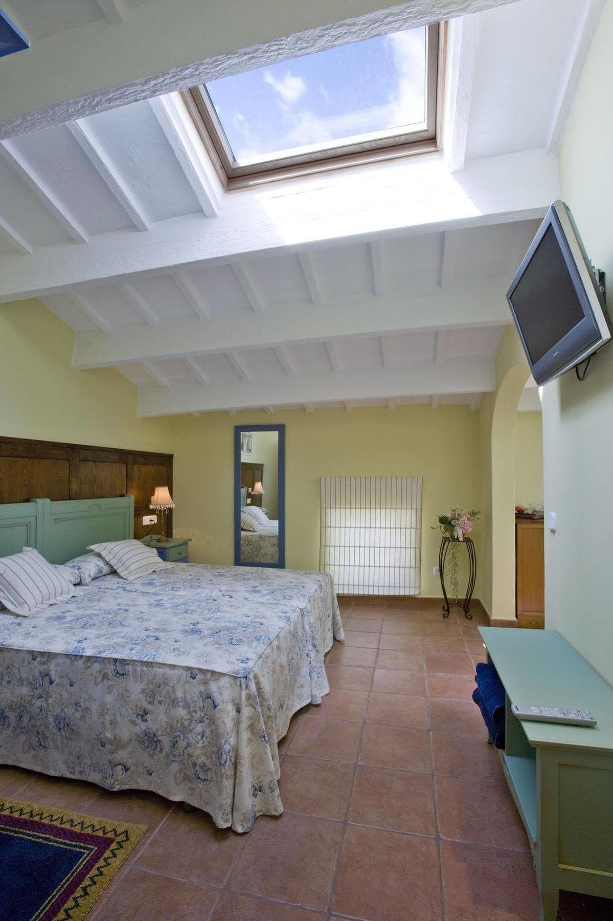 Hotel Es Mercadal Hotel