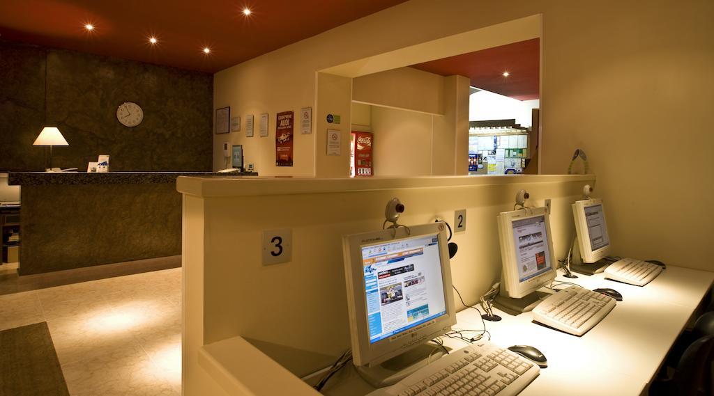 Central Normandie Hotel