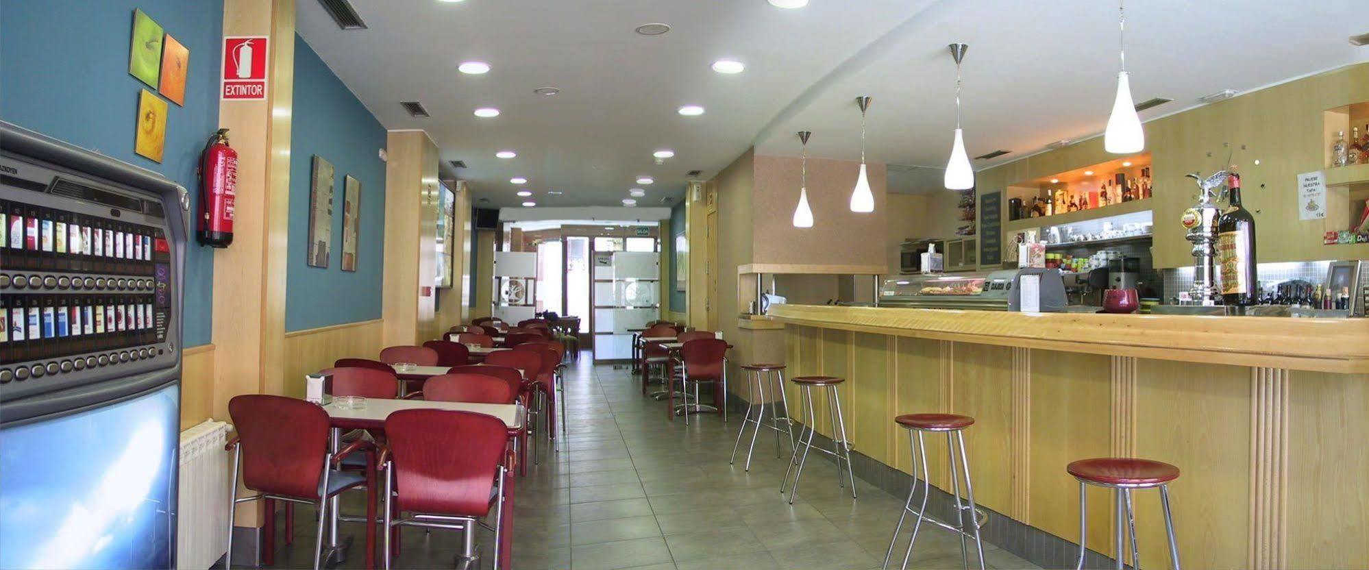 Hotel El Roble 2*