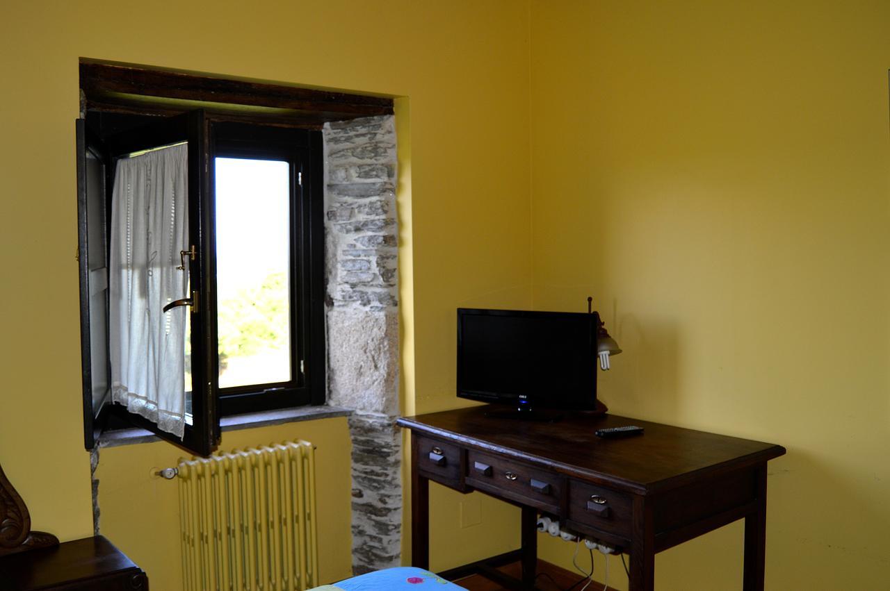 Casa De Baixo Hotel