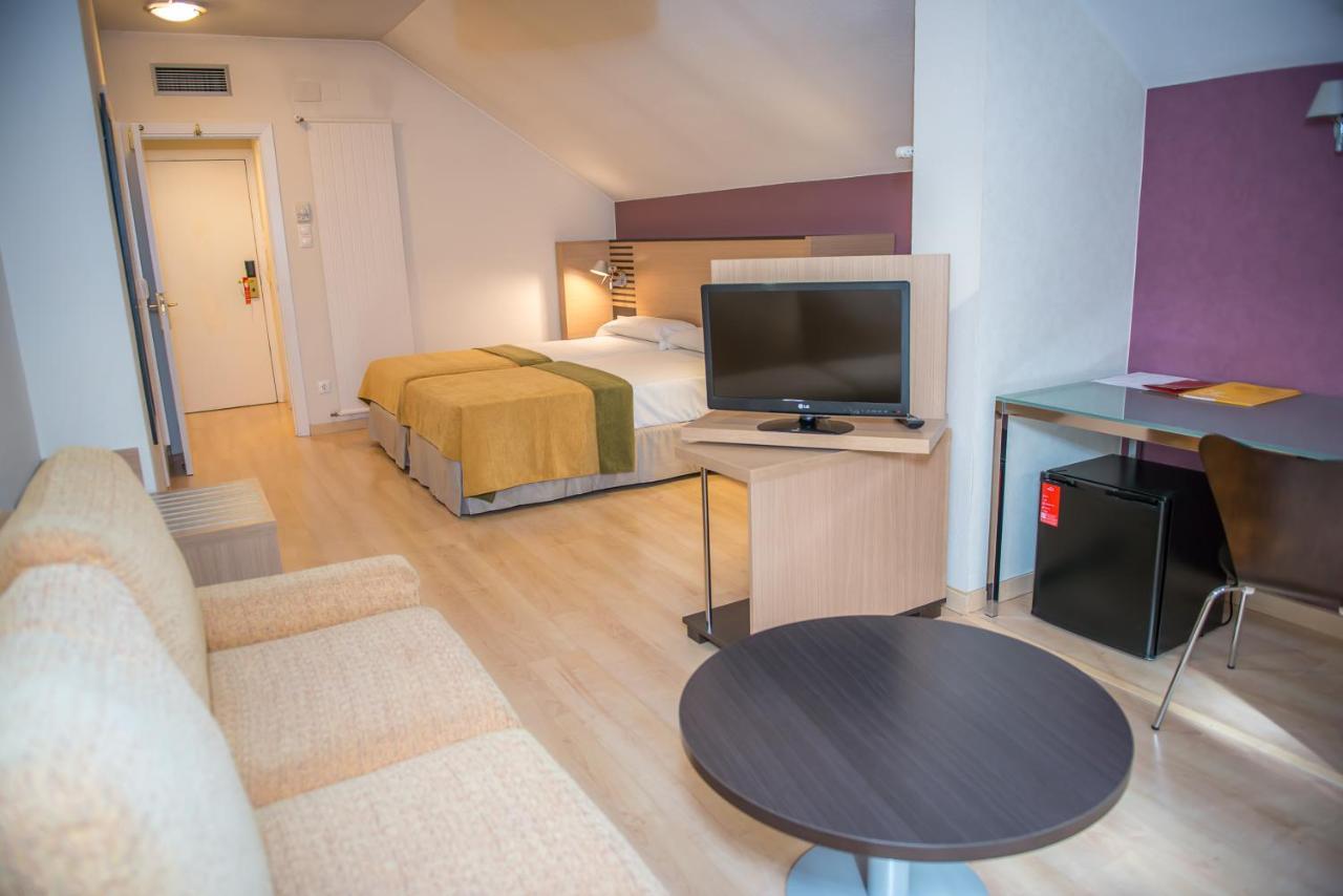 Oroel & Hotel