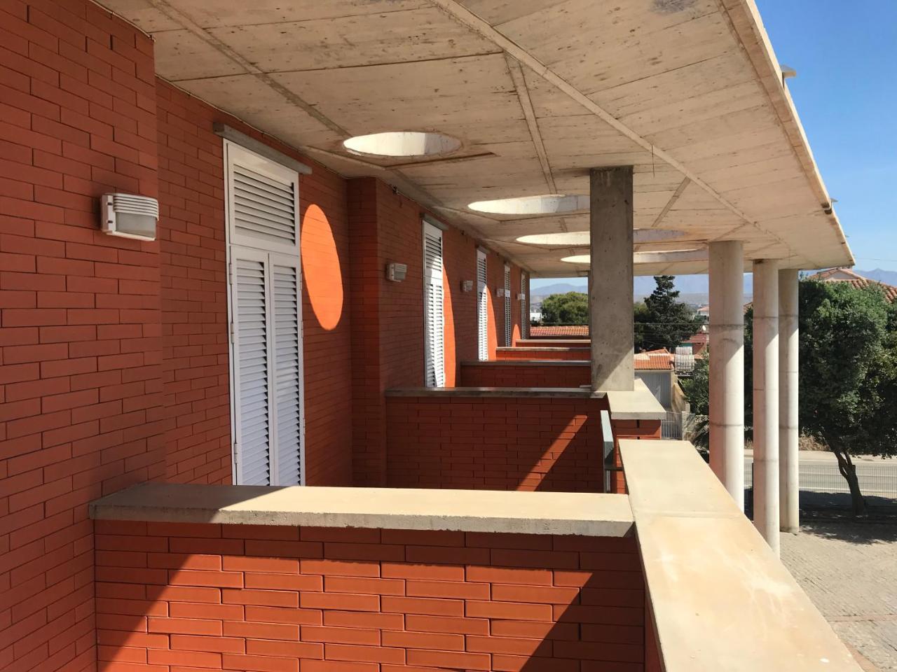 De Puntas De Hostal