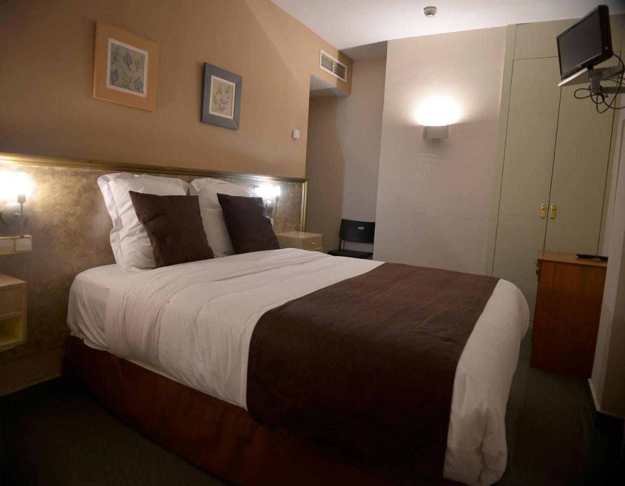 Velilla Hotel Velilla de San Antonio