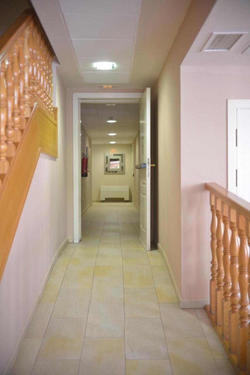 Velilla Hotel 2*