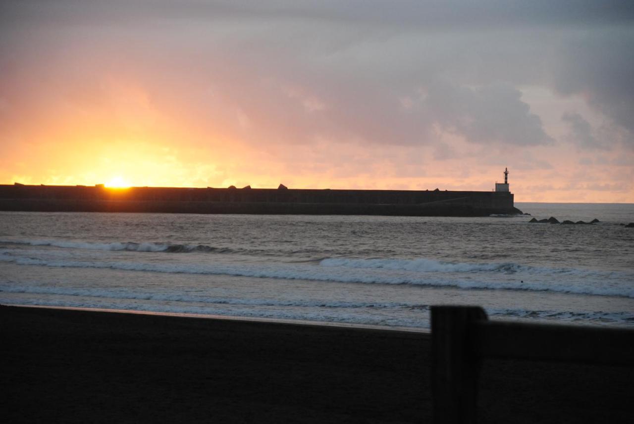 Bed & Breakfast Rompiente Norte Surfcamp