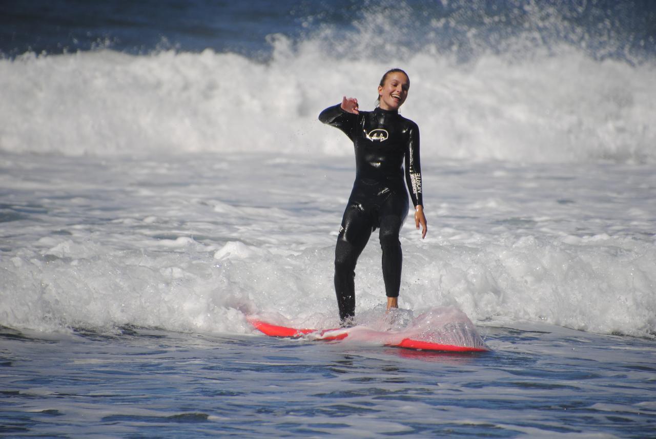 Bed & Breakfast Rompiente Norte Surfcamp