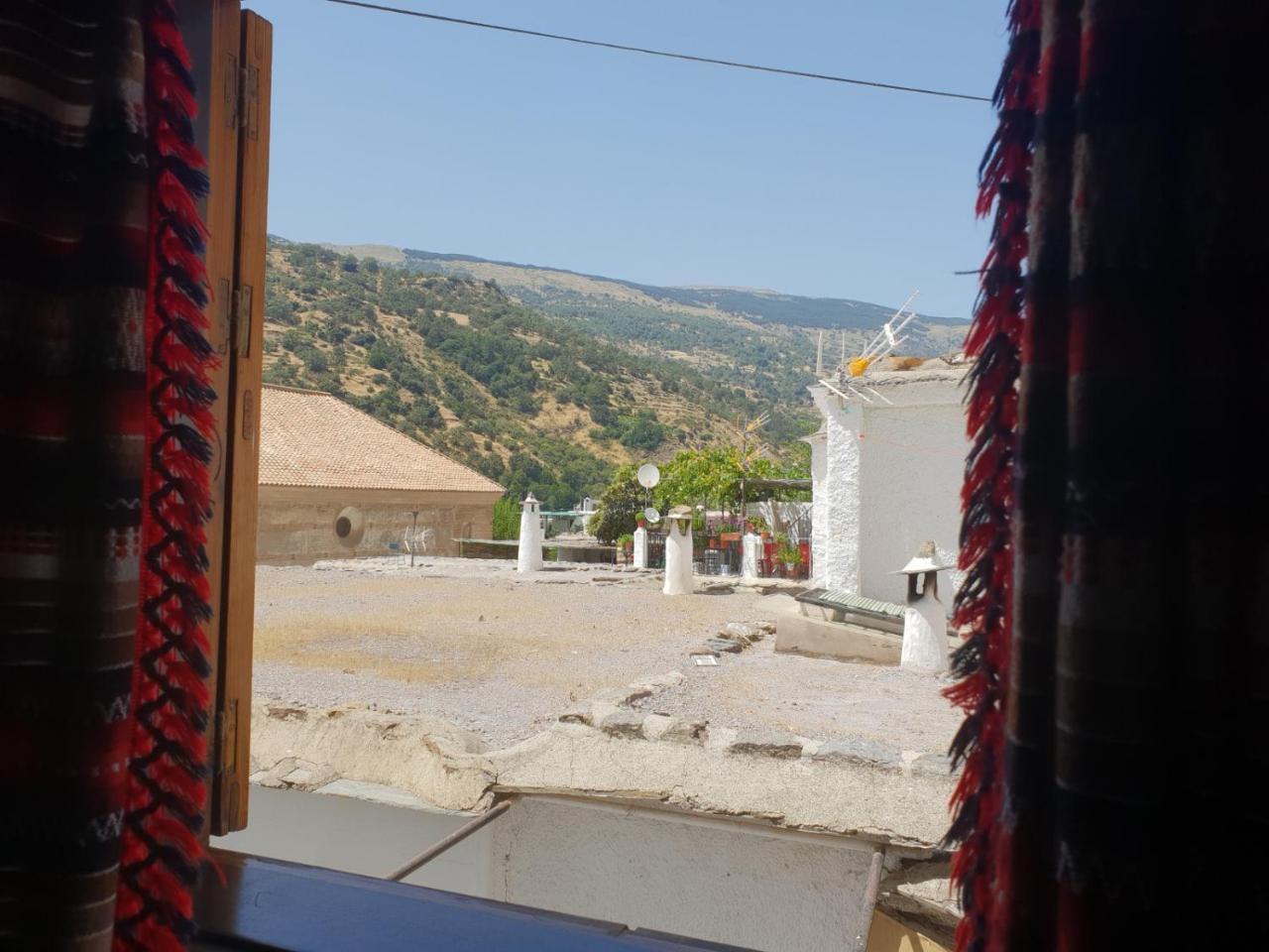 Hostal Pampaneira * Pampaneira